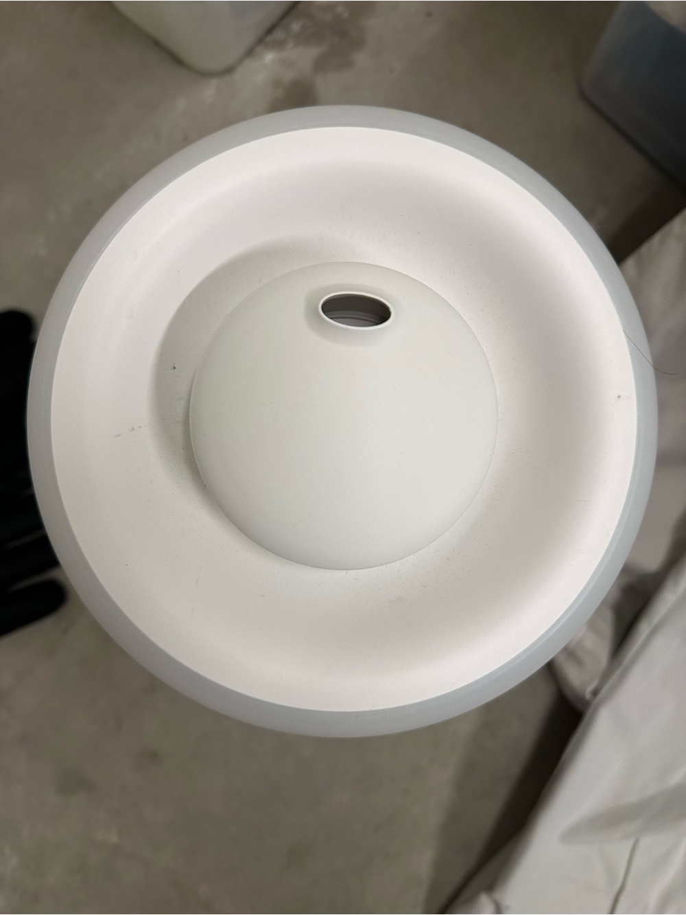 Levoit White Humidifier - Picture 5 of 5